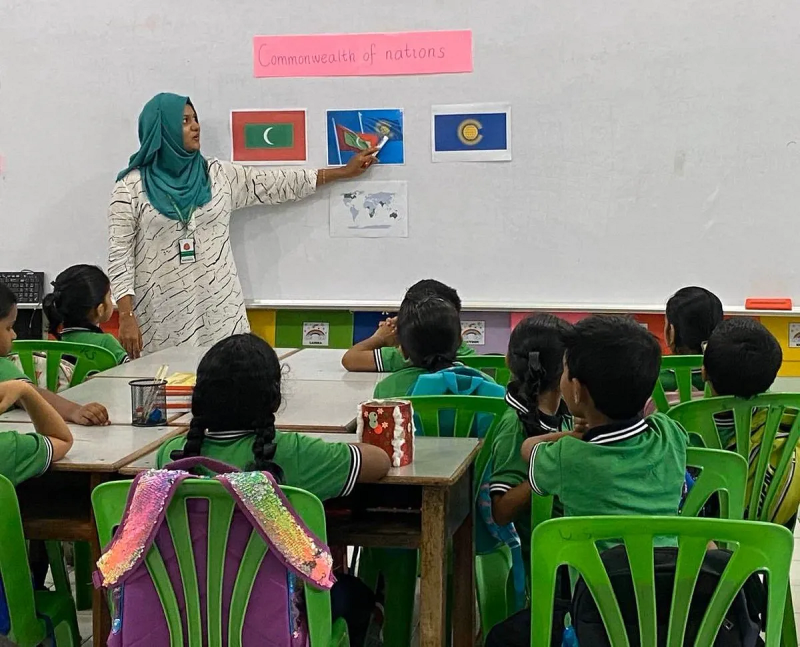 ކްލާސް ރޫމްތަކަށް އައި ބަދަލާއެކު ޓީޗަރުންގެ ޒިންމާވެސް ބޮޑު
