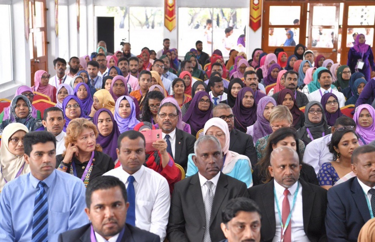 300 ޓީޗަރުންނާއި ފަންނީ ބޭފުޅުންނާ އެކު ޓީޗާސް ކޮންފަރެންސް ހޮނިހިރުގައި ފަށަނީ