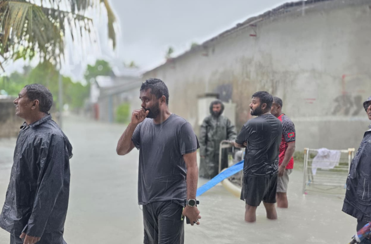 ރާއްޖޭގެ ބޮޑު ބަޔަކަށް މޫސުން ގޯސްވެ، ވައިޓް އެލާޓް ނެރެފި