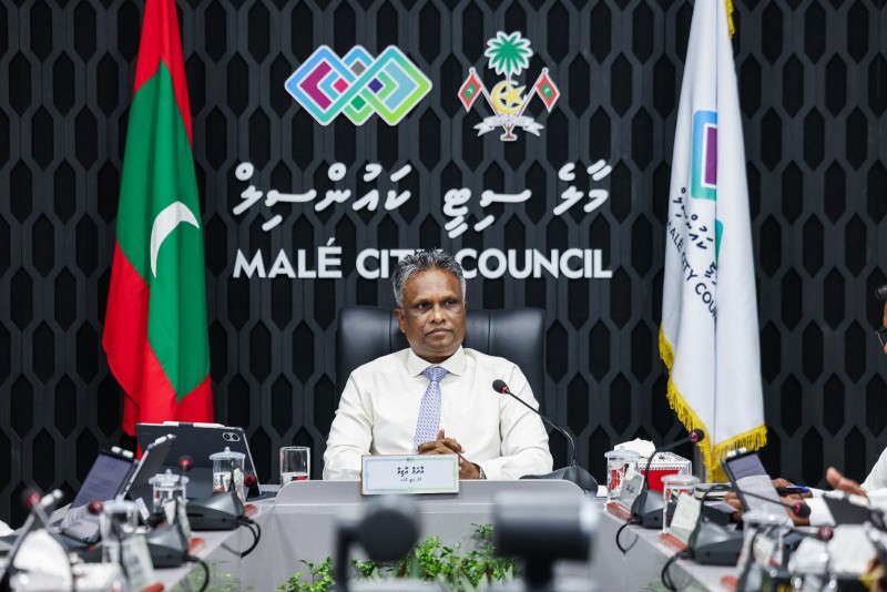 ބުރިޖުގައި ބޯޓު ޖެހުން: ގެއްލުމުގެ ބަދަލު ހޯދައި، ބުރިޖުގެ ރައްކާތެރިކަން ކަށަވަރުކޮށްދޭން ކައުންސިލުން ގޮވާލައިފި