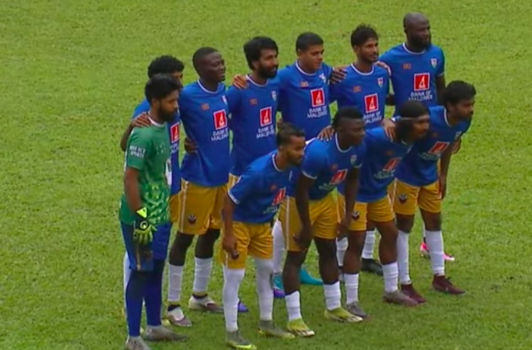 ޖޯޒީގެ ކުލަ އެއްގޮތްވުމުން ބިސް ބުރަށް ގައުމީ ޓީމުގެ ޕްރެކްޓިސް ކިޓް