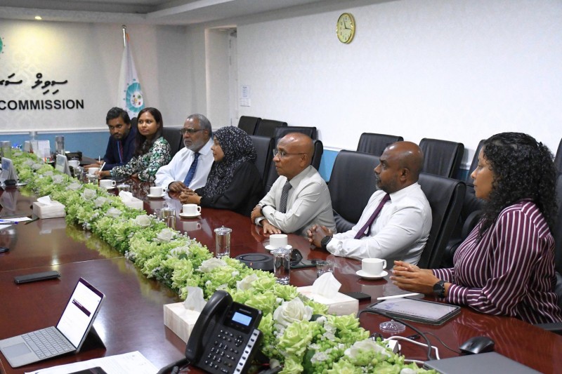މިދިޔަ އަށްމަހު އެޗްއާރުސީއެމަށް 589 ޝަކުވާ ހުށަހެޅިއިރު، 51 ޕަސެންޓު ޝަކުވާ ނިންމީ ނުބަލަން