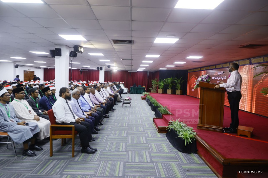 އިމާމުވެ ނަމާދުކުރާއިރު އިސްކަންދޭންޖެހެނީ ޖަމާޢަތުގެ މަސްލަހަތަށް: ވަޒީރު ޑރ.ޝަހީމް