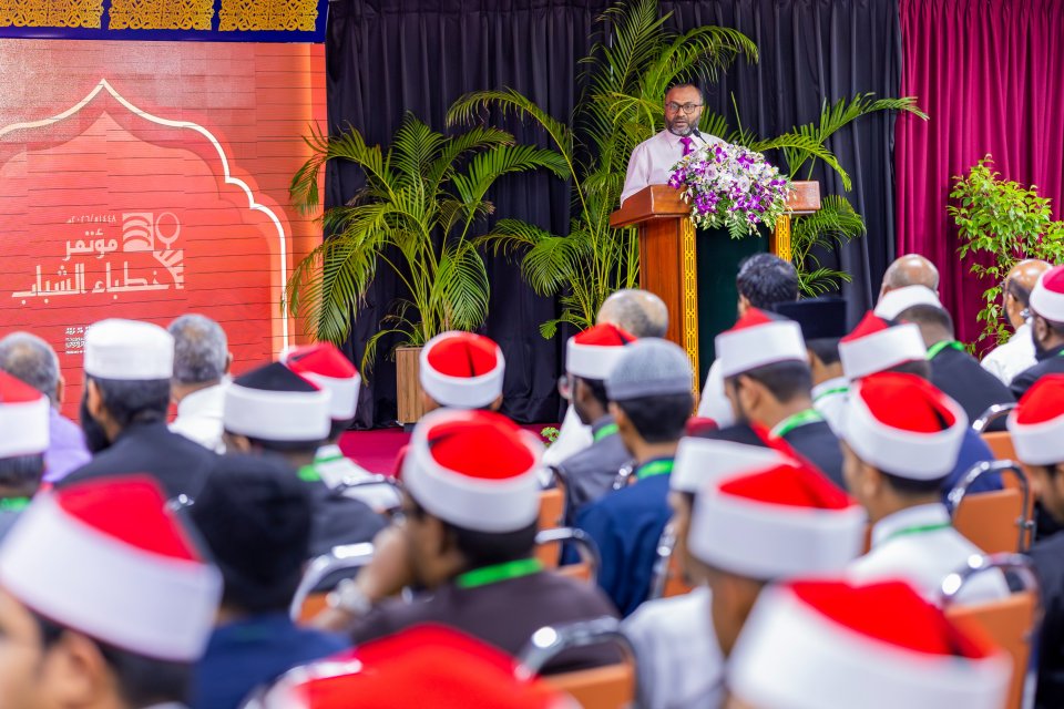 އިސްލާމީ އުންމަތުގެ ބައެއްގެ ގޮތުގައި ދެމިތިބެވޭނީ އިސްލާމީ ޝިއާރު ފާޅުކޮށްގެން: ޝަހީމް