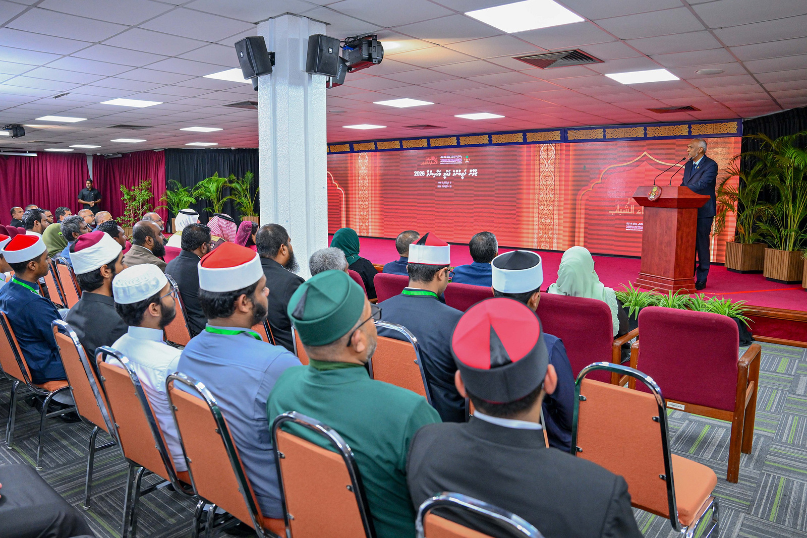 ޒުވާން ޚަތީބުންނަކީ، މުސްތަގުބަލުގައި ދިވެހި ގައުމުގެ ފިކުރީ ސިކުނޑި ބައްޓަންކުރާނެ ހެޔޮލަފާ އެދުރުންތަކެއް: ރައީސް