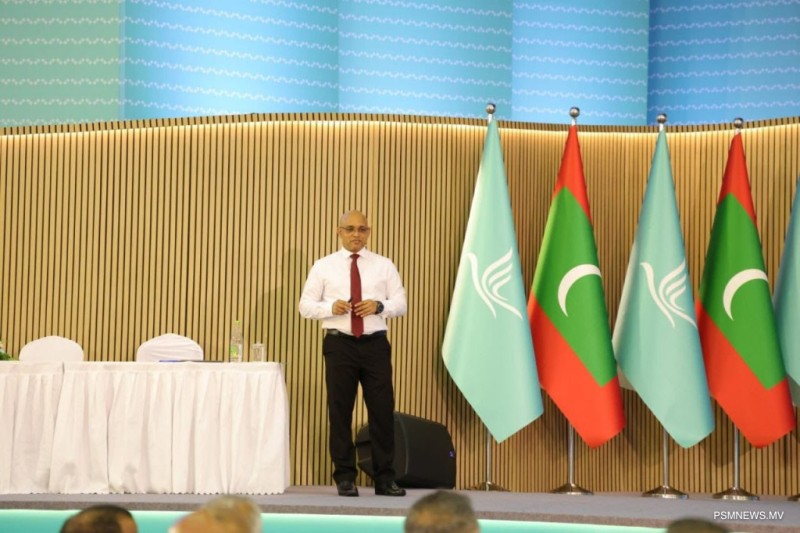 "8 މަސް ދުވަހުގެ ތެރޭގައި ދަރަނިތައް އަަދާކުރުމަށް 10 ބިލިޔަން ރުފިޔާ"