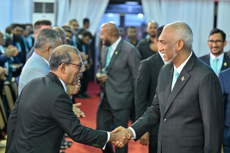 ޕީއެންސީ ކޮންގްރެސް ޖަލްސާގައި މެހެމާނަކަށް ނަޝީދު ބައިވެރިވެވަޑައިގެންފި