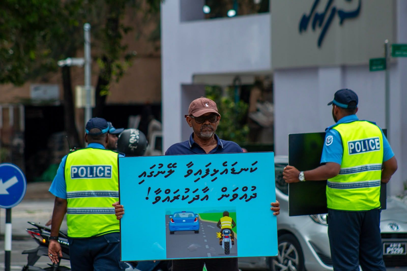 އެކްސިޑެންޓުތައް ގިނަ ހުޅުމާލޭގައި އާންމުން ހޭލުންތެރިކުރުމަށް ފުލުހުންގެ 'ސައިލެންޓް ޑްރިލް'އެއް