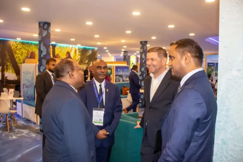 ހަލާލު ޓޫރިޒަމްގެ ހަގީގީ މާނަ ވިޒިޓް މޯލްޑިވްސްގެ އެމްޑީ ސޭންޑްވިޗެއްގެ މިސާލުން ދެއްކެވި ގޮތް