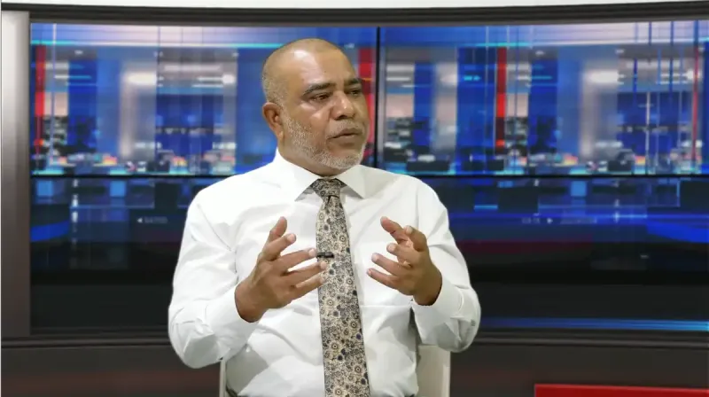 ސިއްރު ވޯޓެއް ނެގި ނަމަ ޕީއެންސީގެ ރިޔާސީ ޓިކެޓް ރައީސް މުއިއްޒުއަށް ނުލިބޭނެ: ދޮންބިލެތް