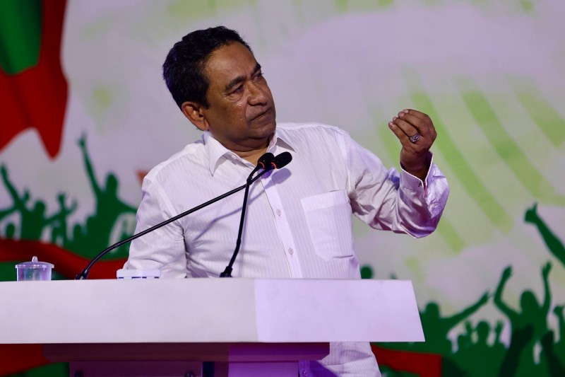 ރިޝްވަތާއި މަނީ ލޯންޑަރިން މައްސަލައިގައި މިމަހު ފަހުކޮޅު ޔާމީން ދަށު ކޯޓަށް ހާޒިރުކުރަނީ