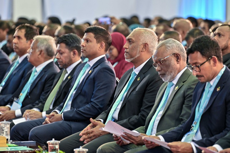 ޕީއެންސީގެ މަގާމުތަކަށް އިންތިޚާބުވި ބޭފުޅުން ހުވާކުރައްވައިފި