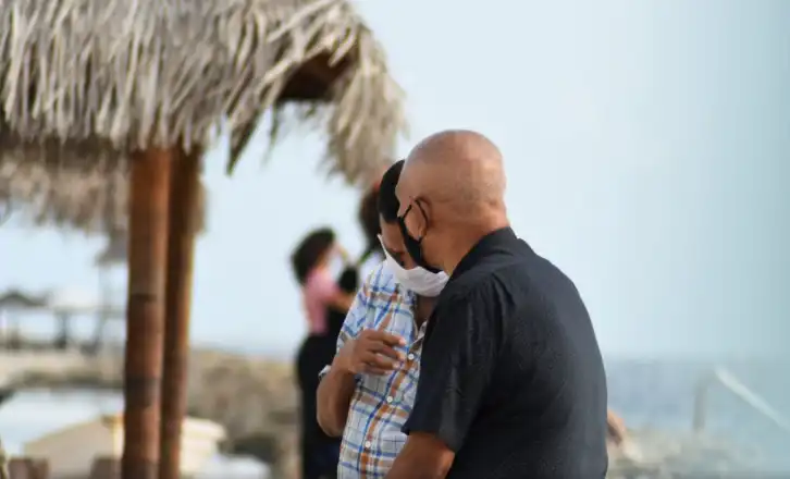 ފަރެސްމާތޮޑާގައި ހާލުގައި އުޅުނު ދުވަސްވީ މީހާގެ މައްސަލައިގައި ދައުލަތުގެ އިޖުތިމާއީ ރައްކާތެރިކަމުގެ ނިޒާމާމެދު ސުވާލު އުފައްދައިފި