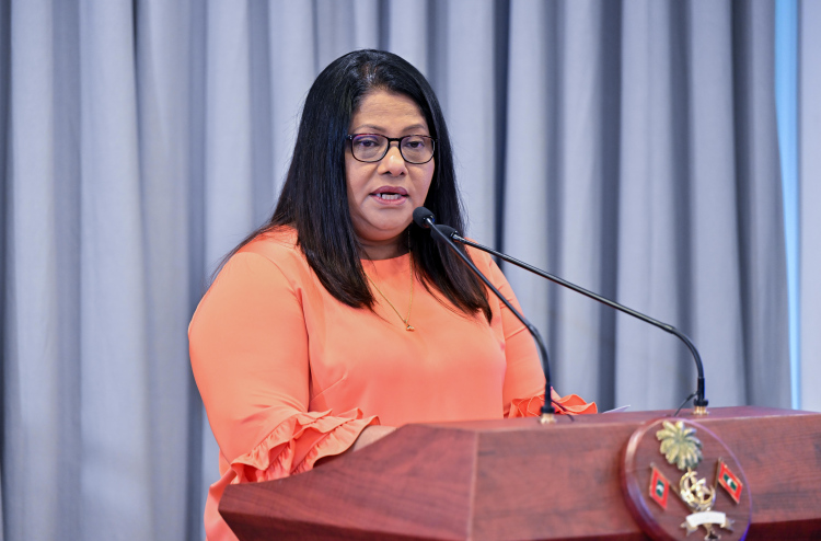 ސިއްހީ ހާއްސަ ފަރުވާތައް މާލެއިން އެކަނި ލިބޭ ގޮތަށް އޮވެެގެން ނުވާނެ: މިނިސްޓަރު