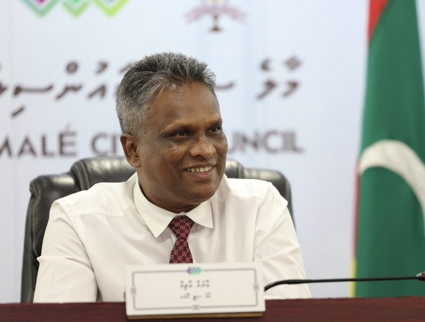 ހާބަރު ފުޑްކޯޓުތައް ހުސްކުރުން: އިޔާދަ ނުކުރެވޭ ވަރުގެ ގެއްލުމެއް ލިބިދާނެ ކަމަށް ބުނެ ވިޔަފާރިވެރިންގެ ކަންބޮޑުވުން މޭޔަރަށް