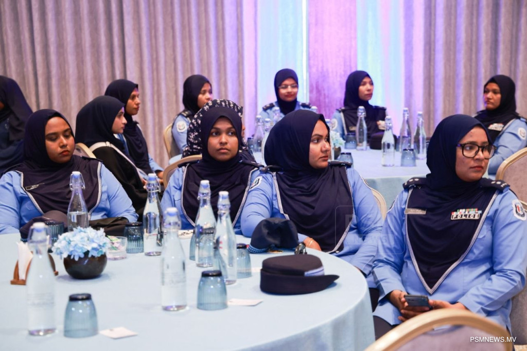 "ފުލުހުންގެ ޚިދުމަތުގައި ތިއްބެވި ކަނބަލުން ލީޑަރުންްނަށް ވާންޖެހޭ"