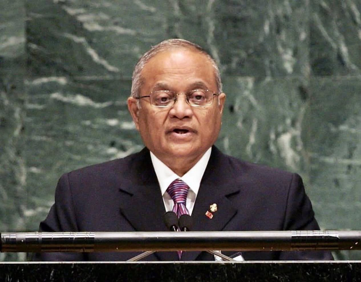 ދިވެހީންގެ އަޑު ދިވެހި ބަހުން މުޅި ދުނިޔެއަށް: މައުމޫންގެ އެ ޝަރަފްވެރި ވަގުތުކޮޅަށް 20 އަހަރު