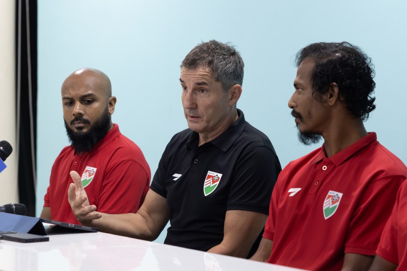 ގައުމީ ޓީމަށް ގޮންޖެހުންތަކެއް، ނަތީޖާއަށް އުންމީދުކުރަންވާނީ ހާލަތަށްވެސް ވިސްނައިގެން: އުރުބާނީ