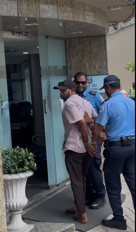 އެމްޑީޕީގެ އެކްޓިވިސްޓު ޝާމިންގެ ބަންދަށް އިތުރު 3 ދުވަސް!