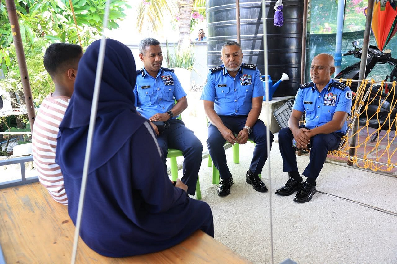މީގެ 14 އަހަރުކުރިން ކާށިދޫގައި މަރާލި ސާޖަންޓް އާދަމް ހަލީމްގެ އާއިލާއާ ސީޕީ ބައްދަލުކުރައްވައިފި