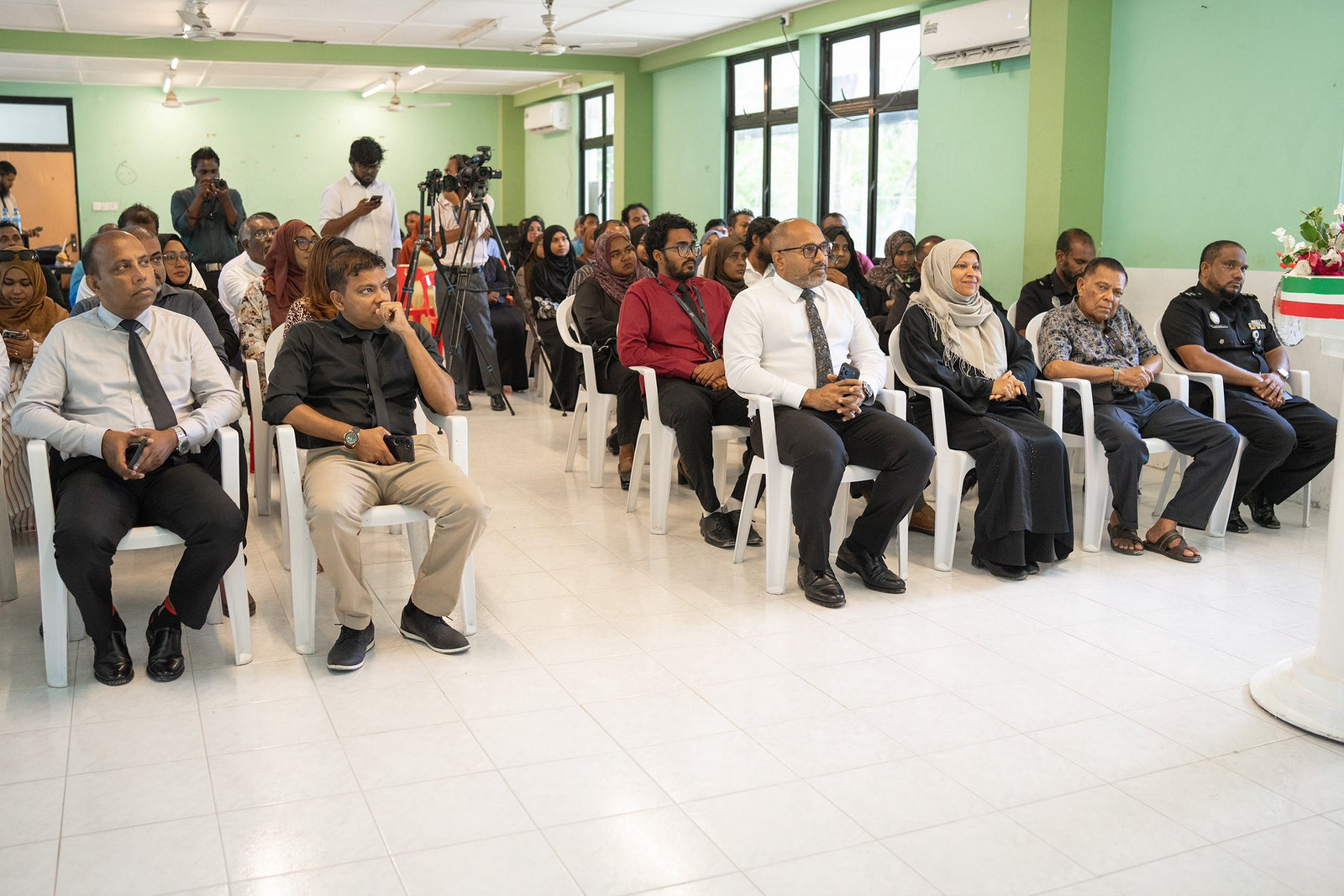ޑުރަގު ފެތުރިފަ އޮތް މިންވަރަށް ބަލާއިރު، ދައުލަތެއްގެ ފަރާތުން އެންމެ އެކަށީގެންވާ މިންވަރަށް ޚިދުމަތް ފޯރުކޮށްނުދެވޭ: އިހުސާން