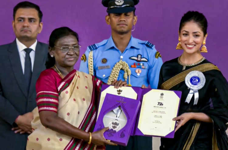 ގައުމީ އެވޯޑަށް ފަހު ޔަމީގެ މެސެޖު: ކާމިޔާބީ ކޮންމެވެސް ދުވަހަކުން ލިބޭނެ!
