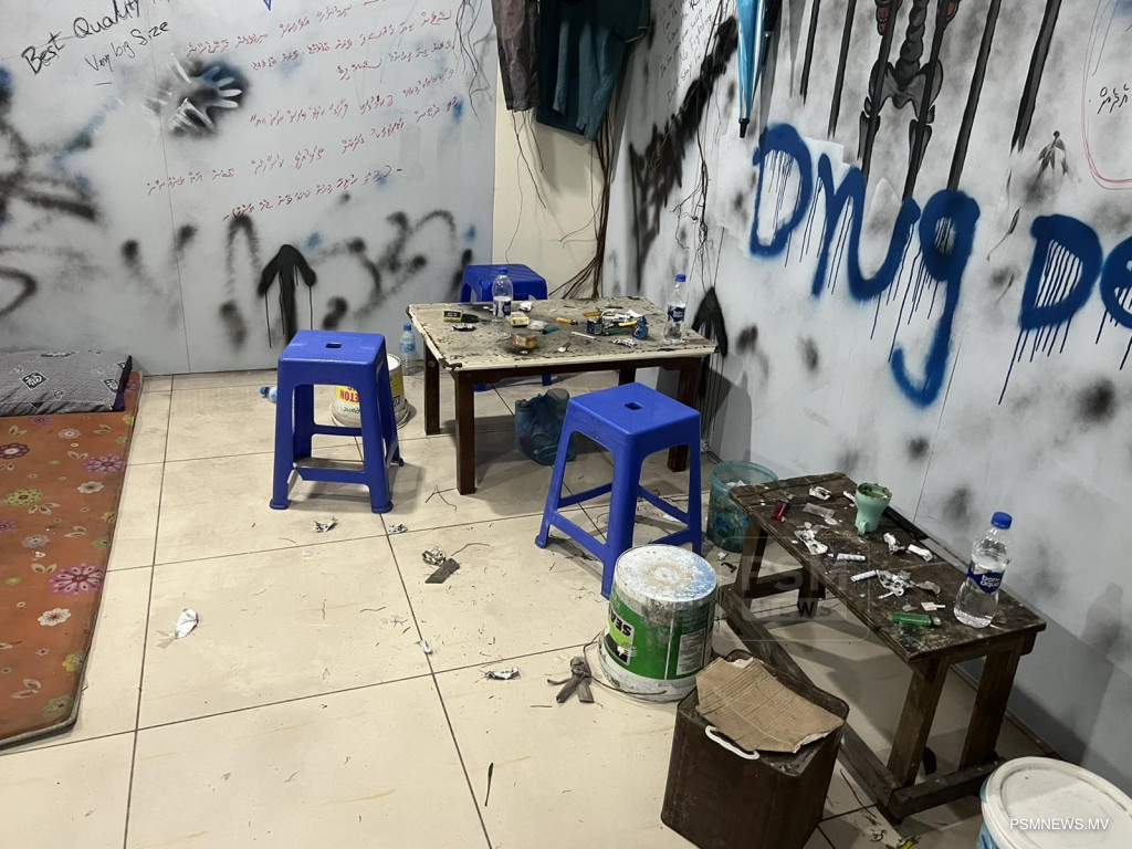 ޑްރަގް ވިއްކައިގެން ކުރެވޭނެ ވިޔަފާރިއެއް ރާއްޖޭގައި ދެން ނޯންނާނެ: ވަޒީރު އިޙްސާން