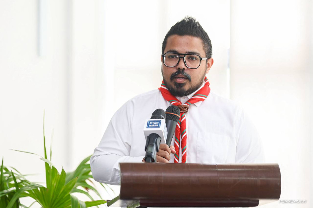 5 މިލިއަން ގަސް މަޝްރޫއުން ސްކައުޓުންނަށް "ޓްރީ ގާޑިއަން" ބެޖު