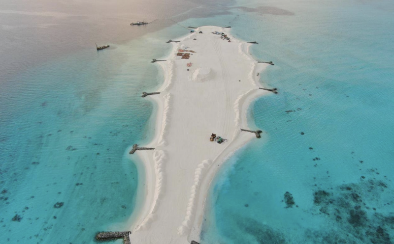 މަސްނޫއީ ފަރަކާއެކު ރާއްޖޭގެ ރިސޯޓެއްގެ ގޮނޑުދޮށް ދެގުނައަށް ބޮޑުކޮށްފި
