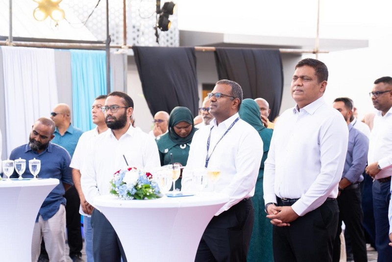 ކުރީ ސަރުކާރުގައި ދަރަނި ބޮޑުވެފައި އޮތް މޯލްޑިވިއަން ރަނގަޅު މިސްރާބަކަށް ދަތުރުކުރަން ފަށައިފި: އަމީން