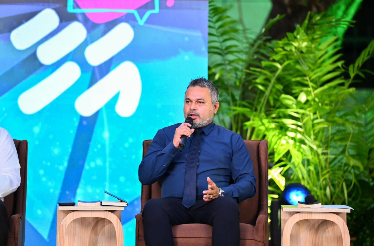 ރާއްޖެއާ ކައިރިން ދާއަަޅައިގެން ނަގާ މަސް ރާއްޖެއަށް ގެންނަން މަޝްވަރާ ކުރަންޖެހޭ: މިނިސްޓަރު