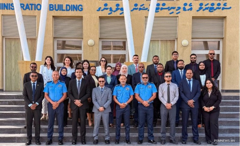 އައްޑޫ ޕޮލިސް ކޮލެޖުގައި އިންޓަޕޯލްގެ ކޯހެއް ފަށައިފި