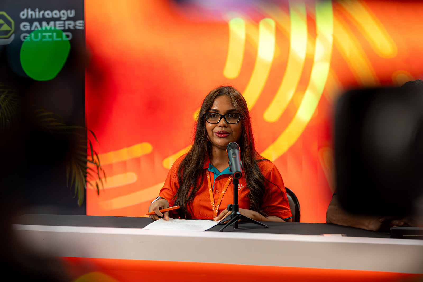 38ވަނަ އަހަރީ ދުވަހުގެ ހަދިޔާއެއް: ދިރާގު ކަސްޓަމަރުންނަށް 24 ގަޑިއިރަށް ހިލޭ 38 ޖީބީ ޑޭޓާ!