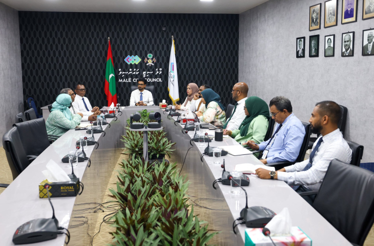 މާލޭގައި ސްމޯކިން ކިއޮސްކްތައް ގާއިމުކުރުމަށް އެޗްޕީއޭއާ އެކު މަޝްވަރާކޮށްފި