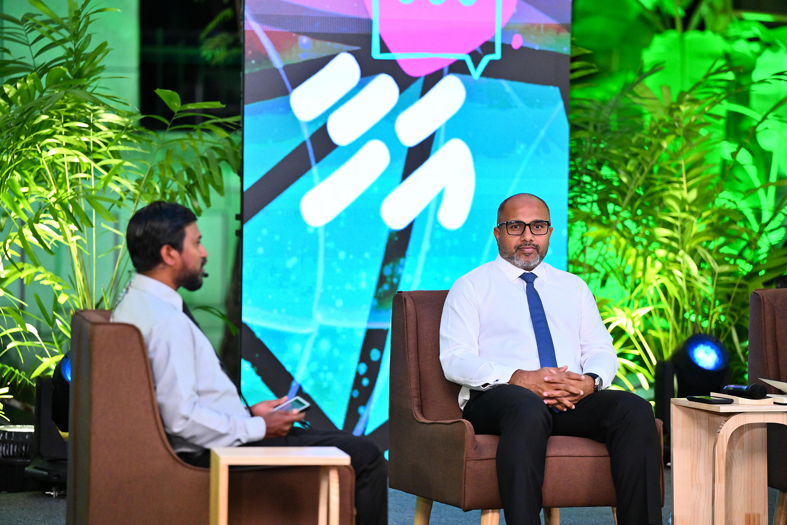 މަސްތުގެ ހާލަތުގައި ތިބެގެން ވެހިކަލްތައް ދުއްވާ މިންވަރު އާދަޔާޚިލާފަށް ގިނަ: އިހުސާން