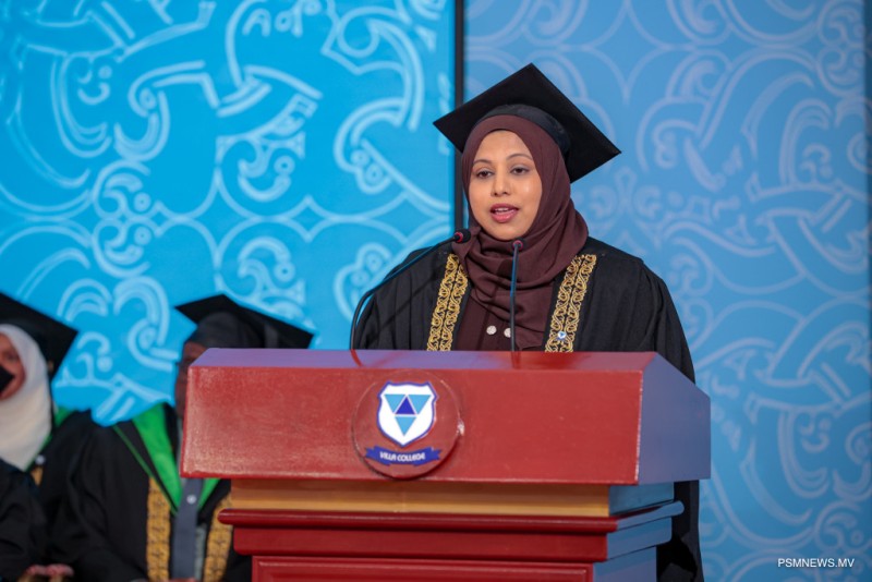 ޤައުމެއްގެ ދިރުން ބިނާވަނީ ޢިލްމީ ސިކުނޑިތަކެއް އުފެދޭ މިންވަރެއްގެ މައްޗަށް: ވަޒީރު ހީނާ