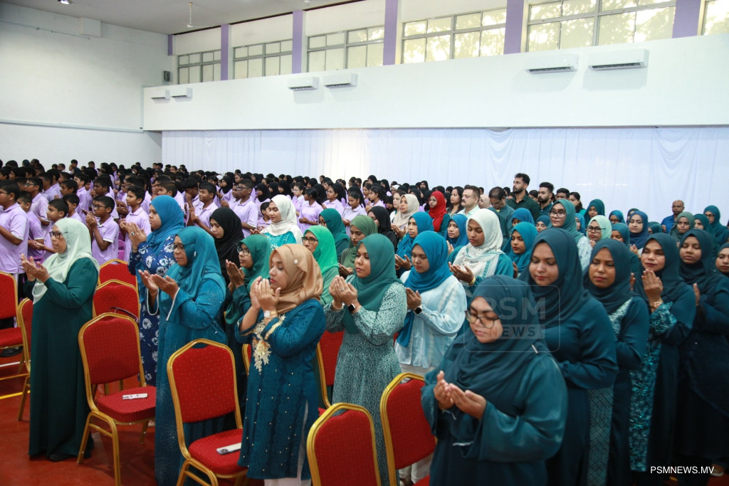 ސްކޫލްތަކުން މުދައްރިސުންނަށް ހޫނު މަރުޙަބާއެއް