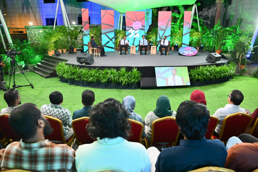ޓްރެފިކް ބާރު ބޮޑުވާ ގަޑިތަކަށާއި، ސްކޫލް ކުދިންނަށް ޚާއްސަ ބަސްތައް ތައާރަފުކުރަނީ