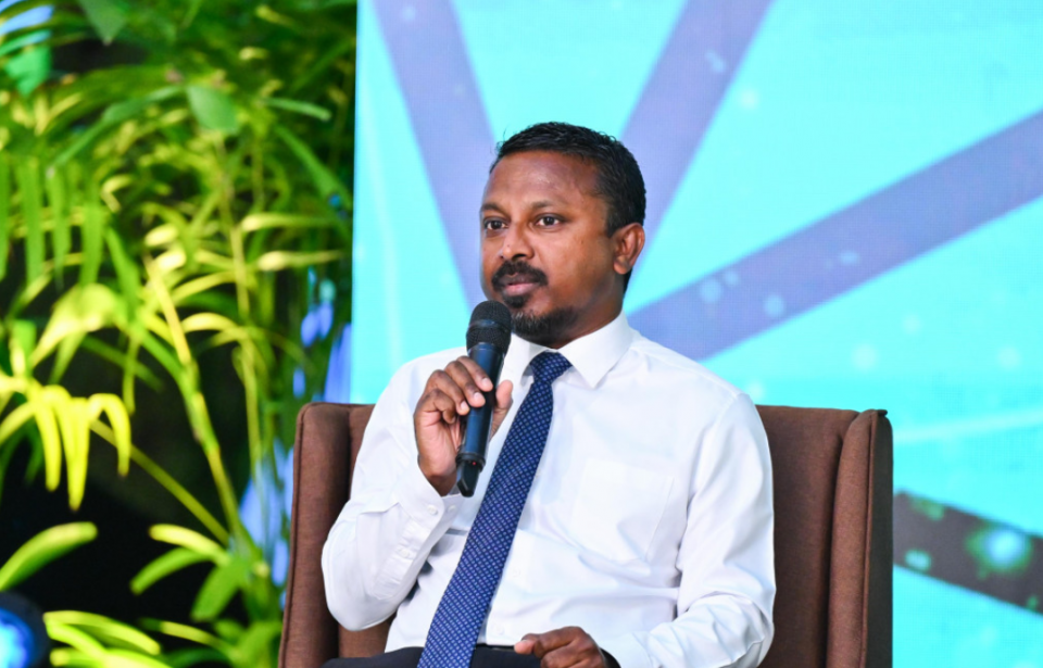 ވެރިކަން ބަދަލުވިއިރު، ރައީސް ސޯލިހް މަރުކޮމިޝަނަށް ވަކިގޮތެއް ނުނިންމަވާ: އުޝާމް