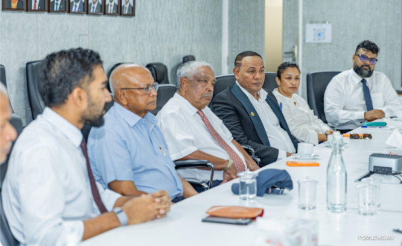 ފަތުރުވެރިކަމުގެ ސިނާޢަތުގެ އިސްފަރާތްތަކާއެކު ވަޒީރުންގެ ބައްދަލުވުމެއް