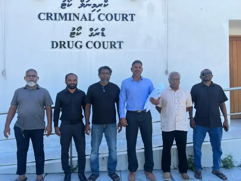 ތިނަދޫ ސިޓީގެ އާބާދީއާ ގުޅޭ މައްސަލައިގައި ޖިނާއީ ދައުވާކޮށްގެން އުޅެނީ ތިނަދޫއަށް ކުރިއެރުން އަންނަން ބޭނުންނުވާ ބަޔަކު އަޑީގައި ތިބީމައި: މޭޔަރު ސައުދު