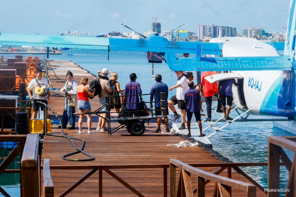 މިދިޔަ މަހު ރާއްޖެއަށް 150،000އަށްވުރެ ގިނަ ފަތުރުވެރިން