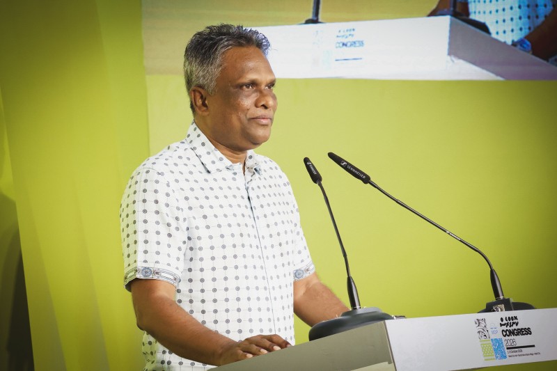 އެމްޑީޕީގެ ކޮންގްރެސްއަށް ޓައުން ހޯލް ދޫކުރީ އޮންނަ އުސޫލުގެ ތެރެއިން ފައިސާ ދެއްކުމުން: ޢާޒިމް