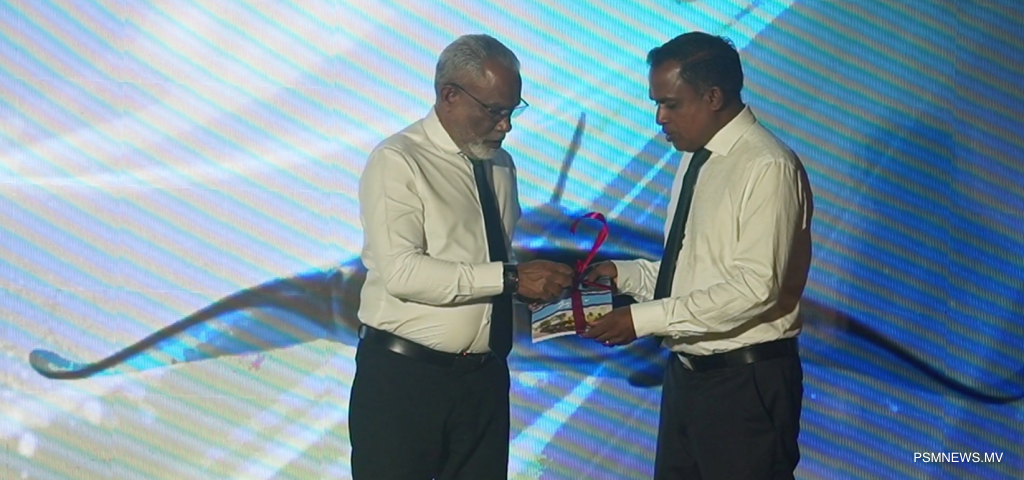 "ރަށްރަށުގެ ތާރީޚު ލިޔެ، އާންމުކުރުން މުހިންމު"