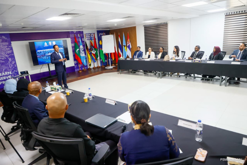 އިންޓަޕޯލްގެ "އިންސްޓްރަކްޓަރ ޑިވެލޮޕްމަންޓް ކޯސް"ނިންމާލައިފި