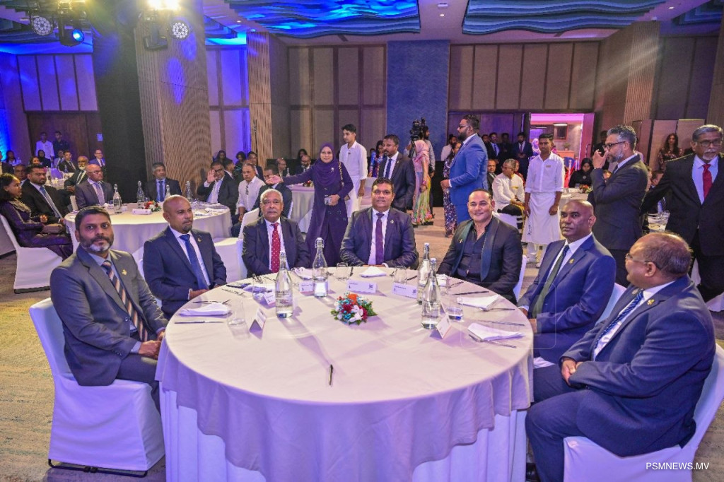އަފީފްގެ ފުރިހަމަ ތާއީދު، 10 ރިސޯޓުގެ ފައިދާ ރައްޔިތުންނަށް