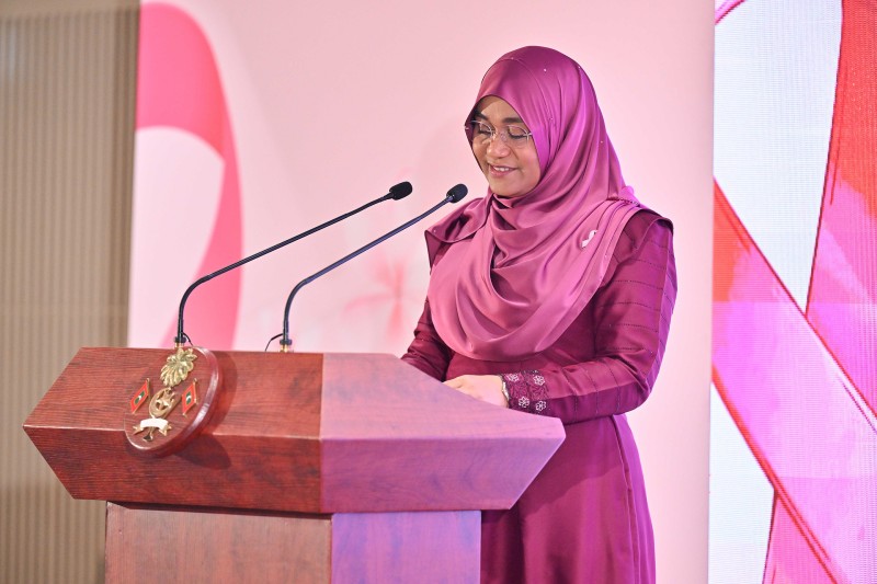 އަންހެނުންނަށް ސާޖިދާގެ އިލްތިމާސެއް: އަމިއްލަ ސިއްޙަތާ ގުޅިގެން ހުންނަ ކަންބޮޑުވުންތަކަށް ފަރުވާކުރުން ލަސްނުކުރޭ