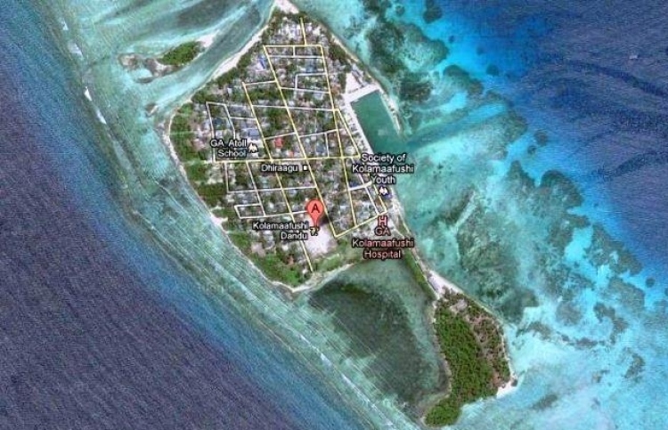 ފަޅު ރަށަކަށް ދިޔަ މީހަކު ކުއްލި ގޮތަކަށް ނިޔާވެއްޖެ