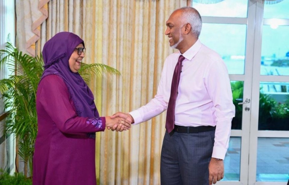 އޮންލައިންކޮށް ވިޔަފާރިކުރުމުގައި ހުރި ދަތިތައް ހައްލުކޮށްދޭނަން: ރައީސް