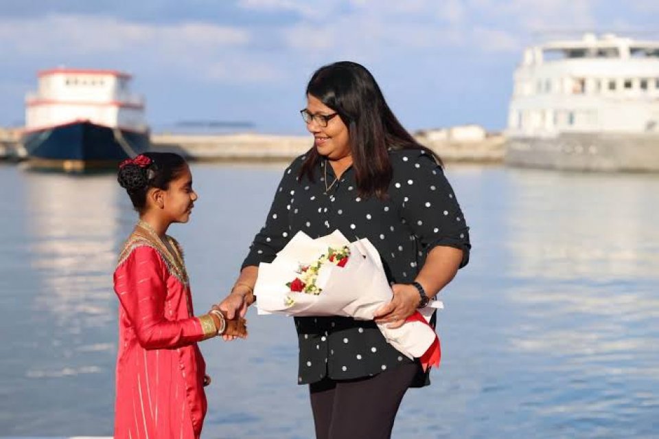 އަންހެން ކުދިން ހޯދާ ކުރިއެރުންތަކަށްޓަކައި ފަހުރުވެރިވަން: ގީލާ